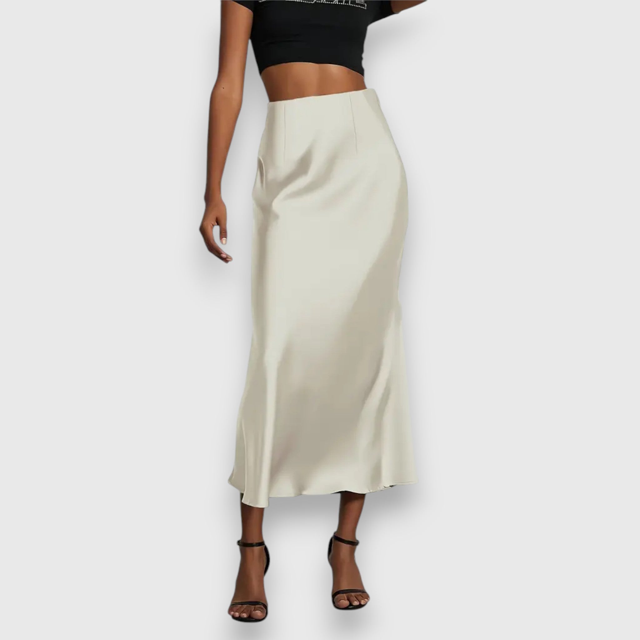 Amira – Elegantna krila