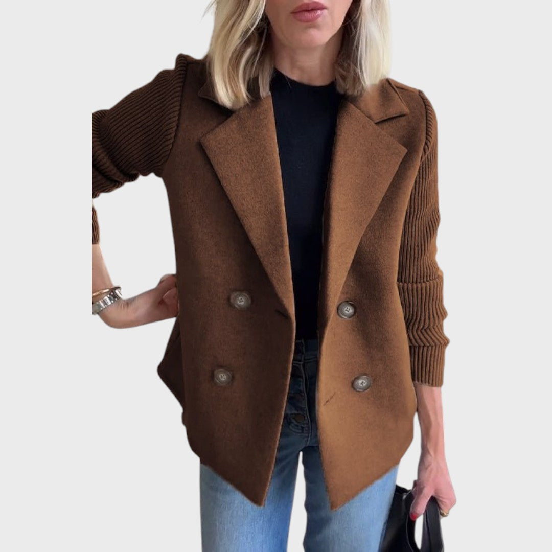 Emma - Eleganten blazer s pletenicami na rokavih