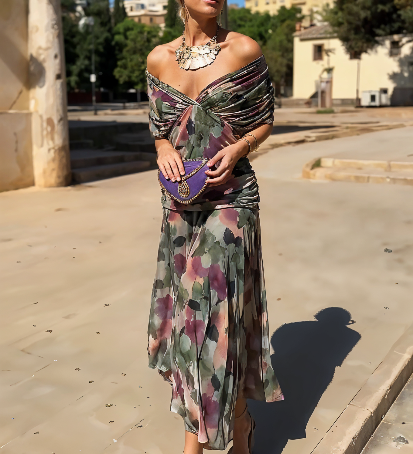 Nika | Elegantna večerna maksi obleka z V-izrezom