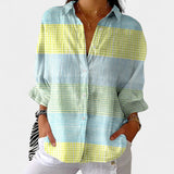 Nika – Poletna bluzica z živahnim potiskom